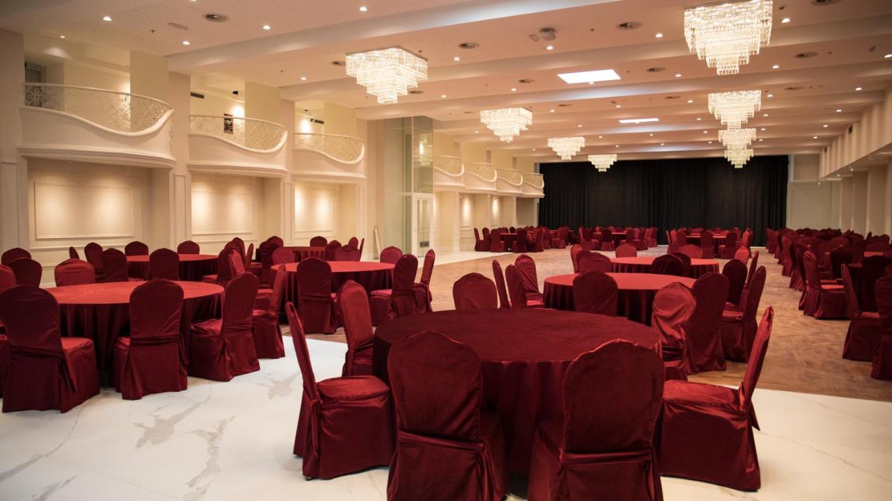 Arka Art Hotel Kashari Exterior foto The ballroom