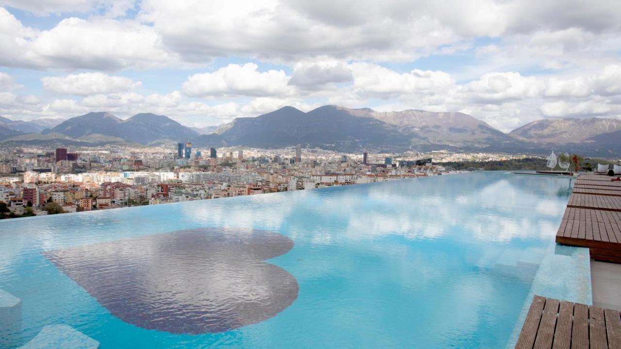 Arka Art Hotel Kashari Exterior foto View of the city of Patras