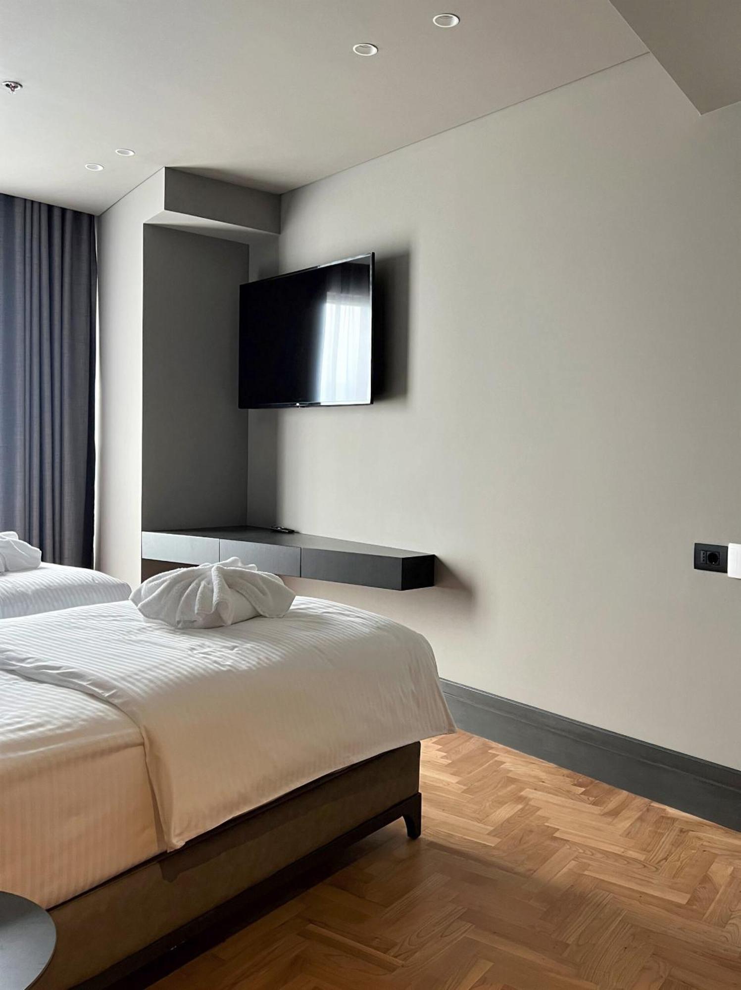 Arka Art Hotel Kashari Exterior foto A room at the hotel